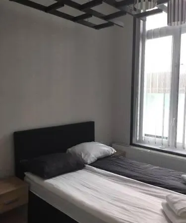 Bed & Breakfast 2 Sides